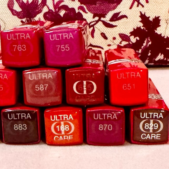 Dior Rouge Dior Ultra Rouge Hydra Lipstick - Picture 4 of 5